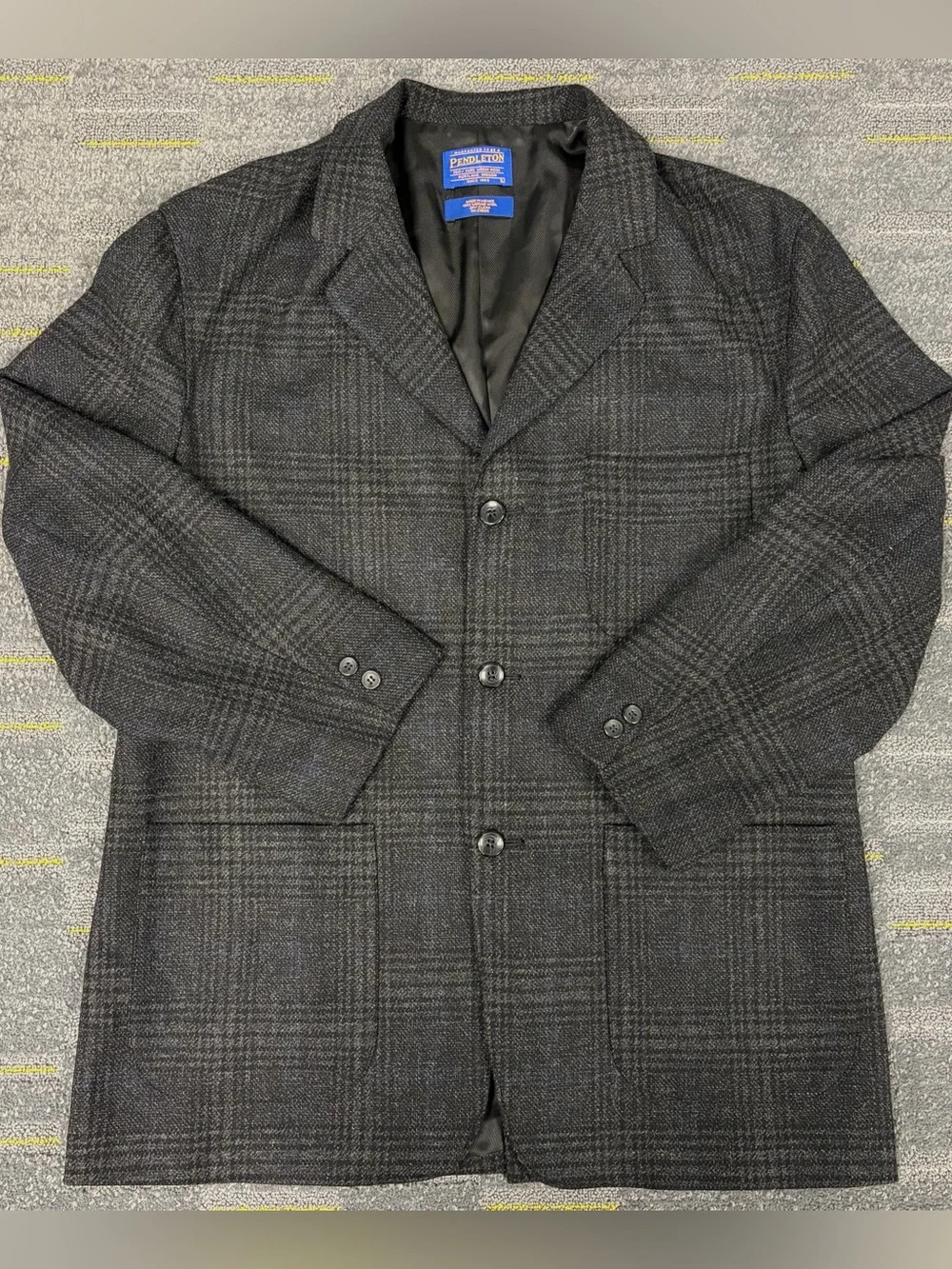 Pendleton Men’s Glen Plaid Wool Blazer Jacket Men’s Size Large 3 Button Pockets